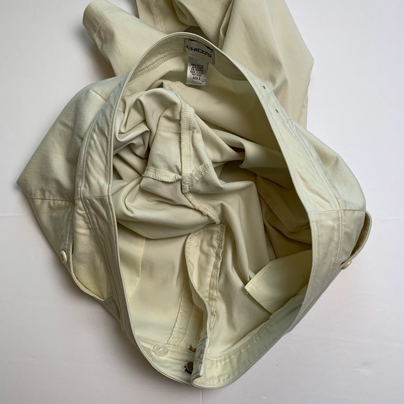 CHICOS cream colored crop pants size 2 - Picture 5 of 6